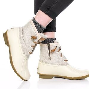 Sperry womens Saltwater Emboss Wool Boots, Off White, 10 US